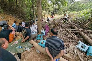 Funier: Bạn nên kiểm tra xem điện thoại có chứa chính mình sau khi giao dịch Barrett xuất hiện không, nhưng tôi đã không